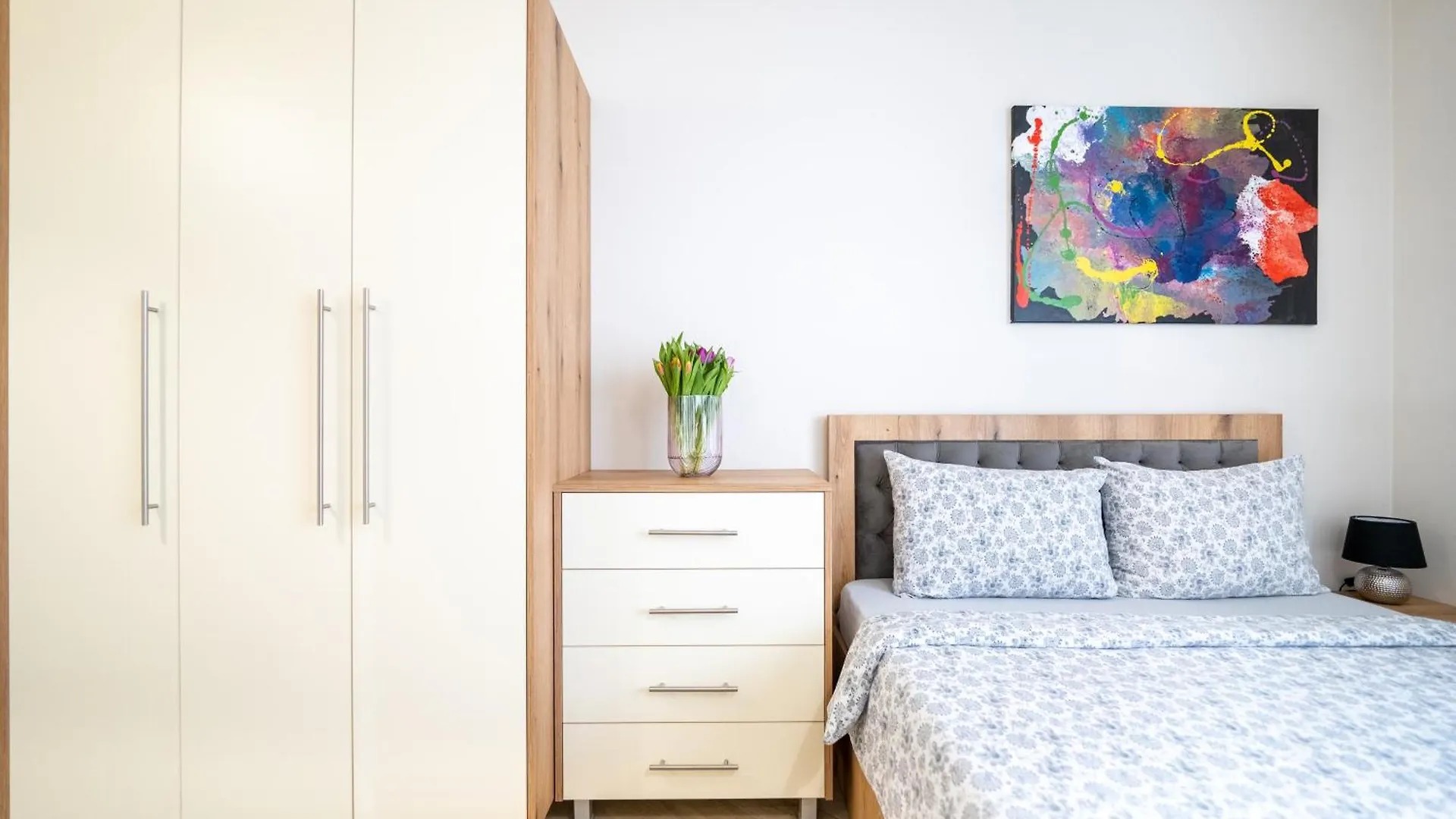 Wow Studios For Rent 2 Bul Montevideo 25A - B Sofia 0*,  Bulgarien