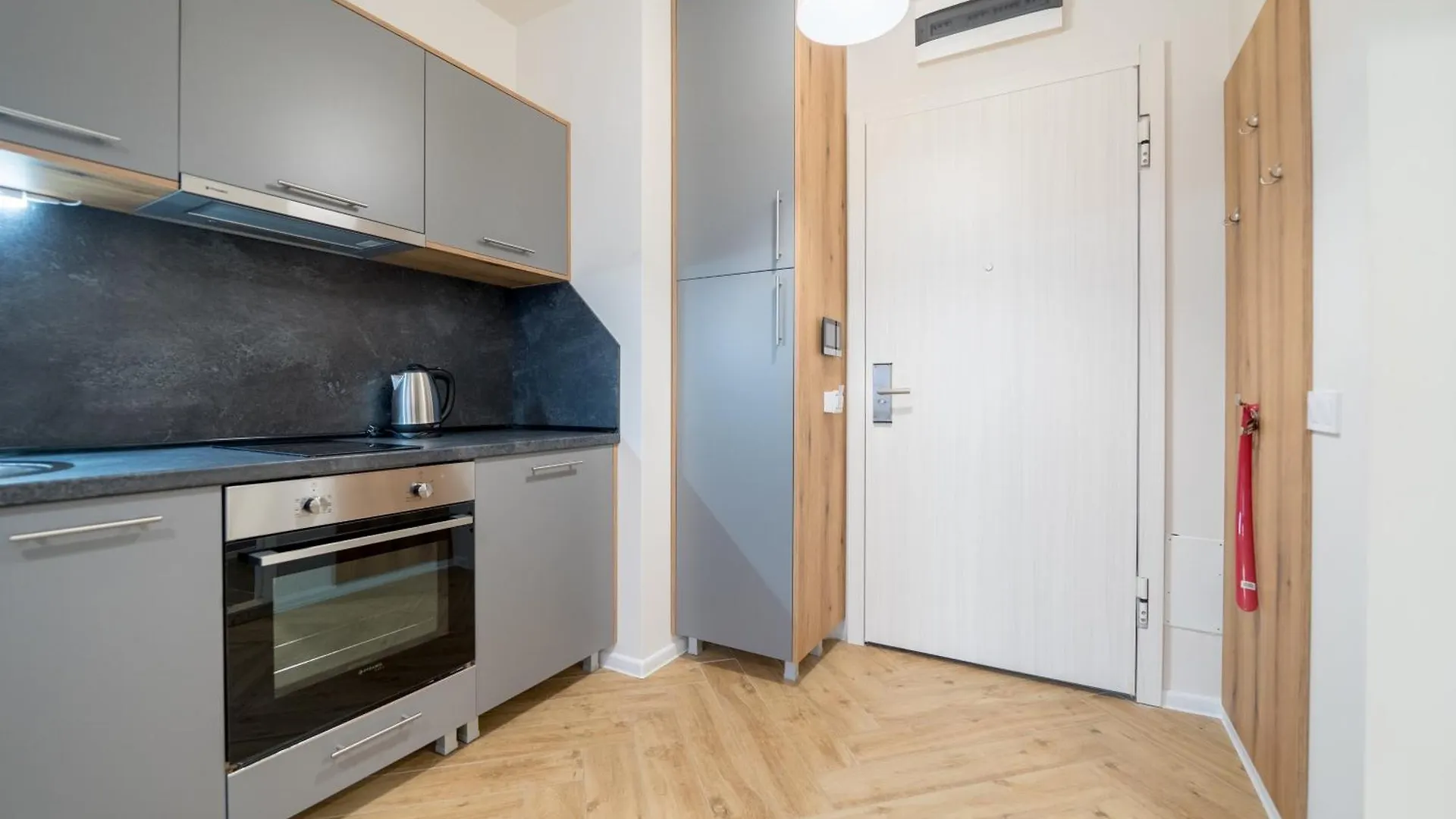 Wow Studios For Rent 2 Bul Montevideo 25A - B Sofia