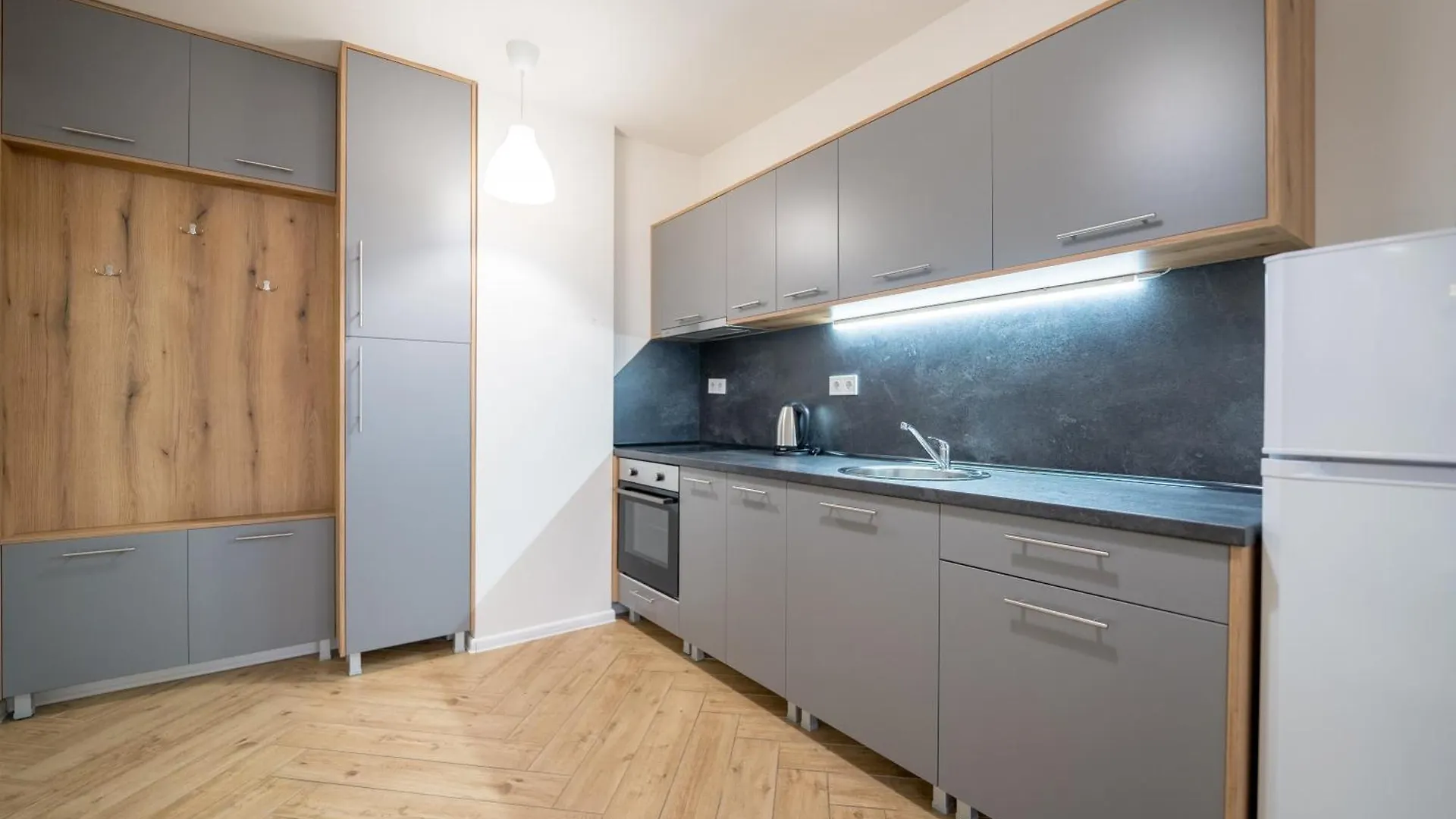 Wow Studios For Rent 2 Bul Montevideo 25A - B Sofia