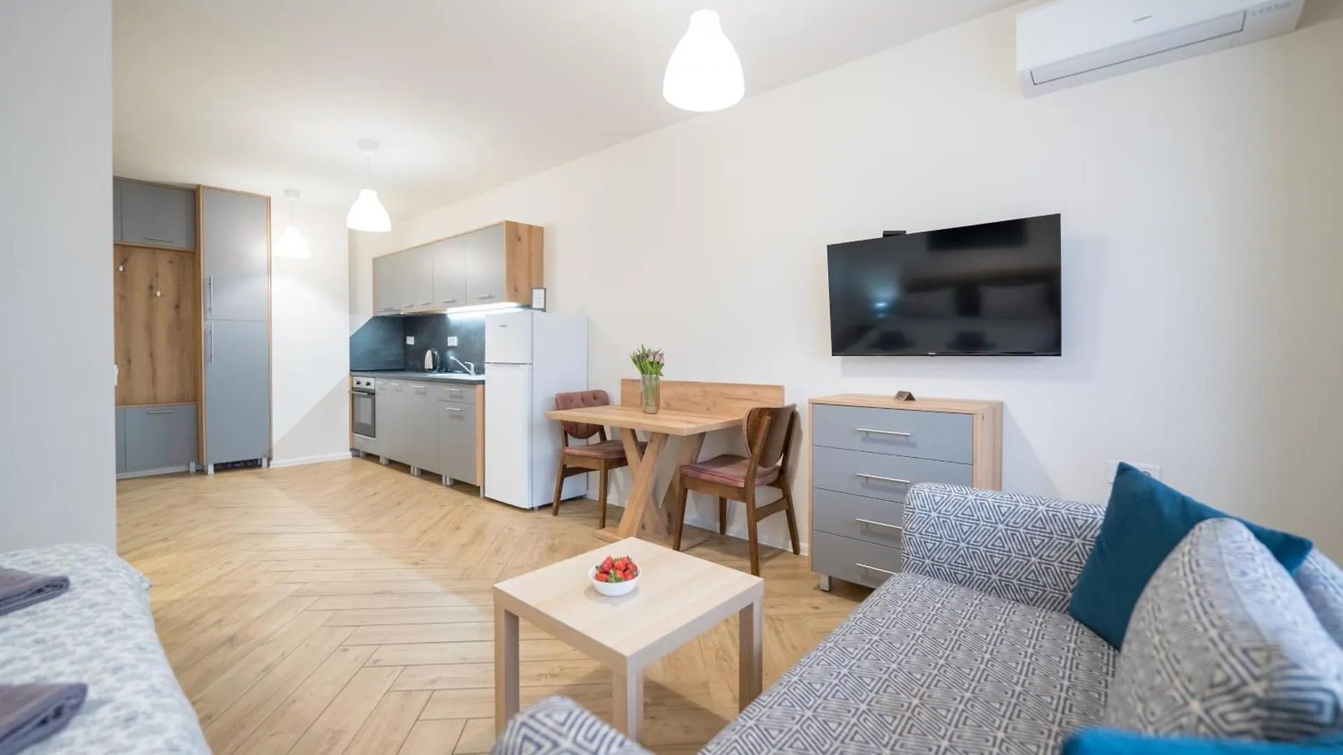 Wow Studios For Rent 2 Bul Montevideo 25A - B Sofia 0*,