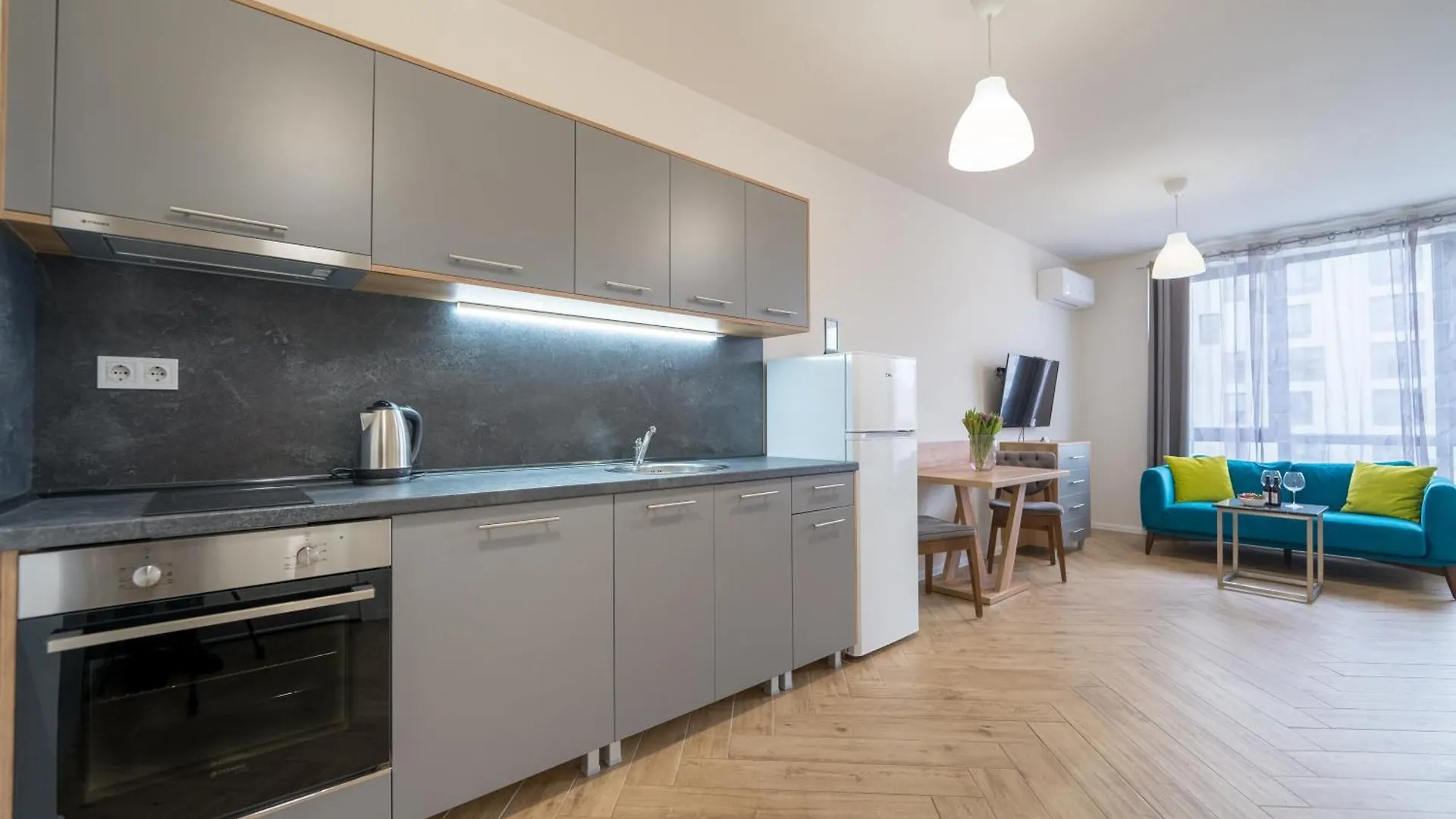 Wow Studios For Rent 2 Bul Montevideo 25A - B Sofia