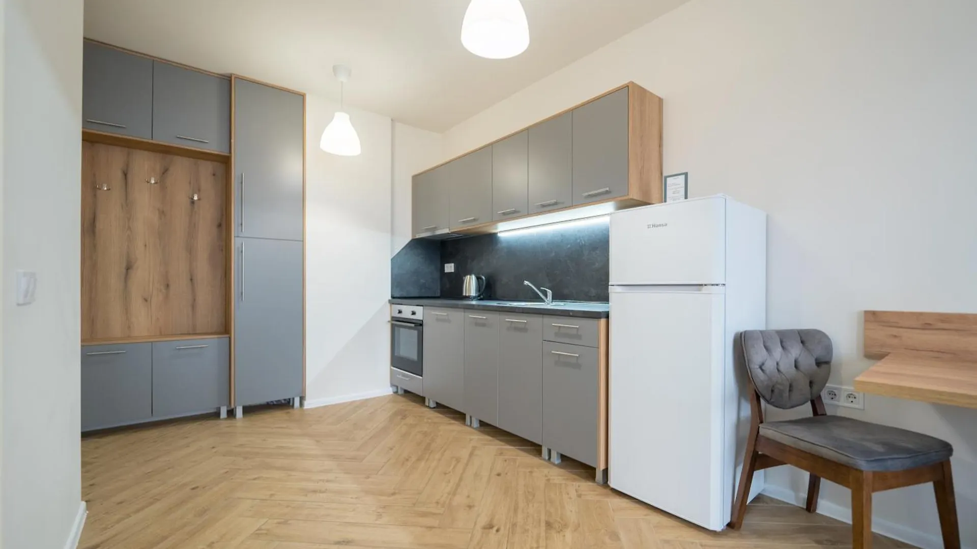 Wow Studios For Rent 2 Bul Montevideo 25A - B Sofia