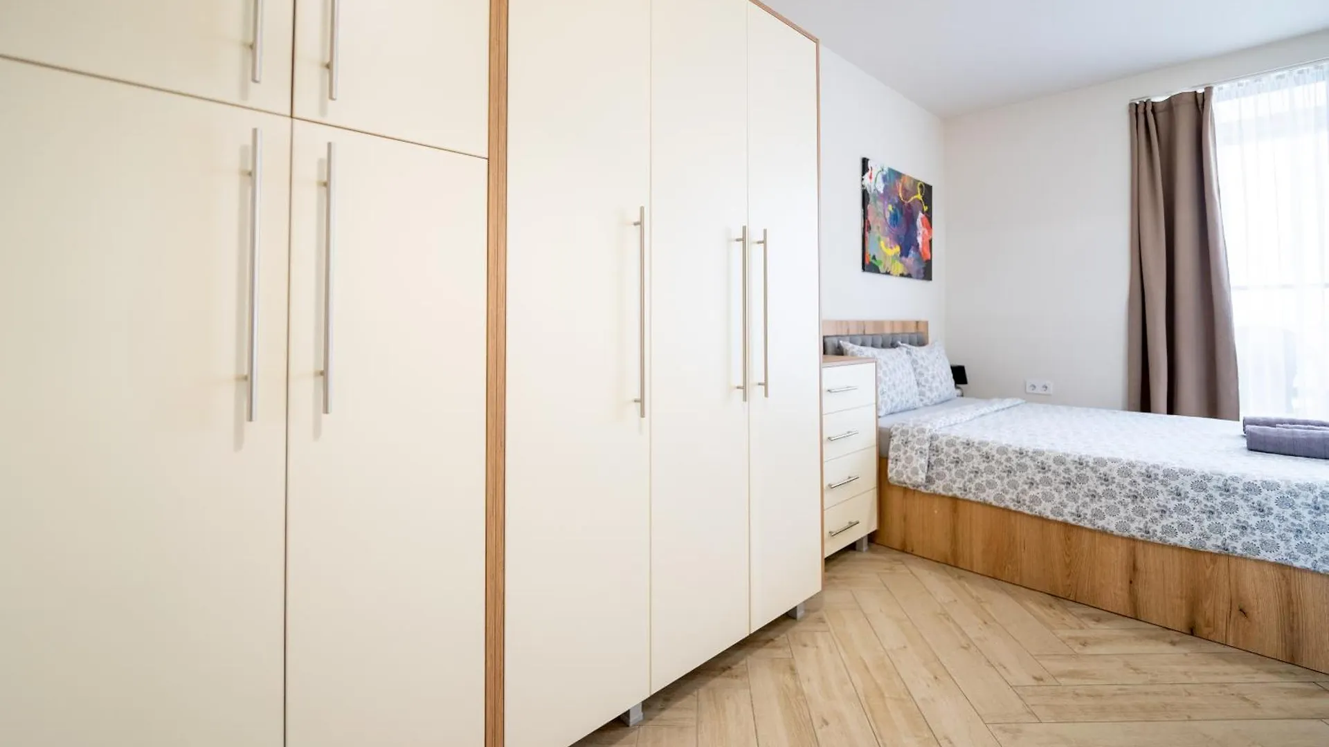 Wow Studios For Rent 2 Bul Montevideo 25A - B Sofia
